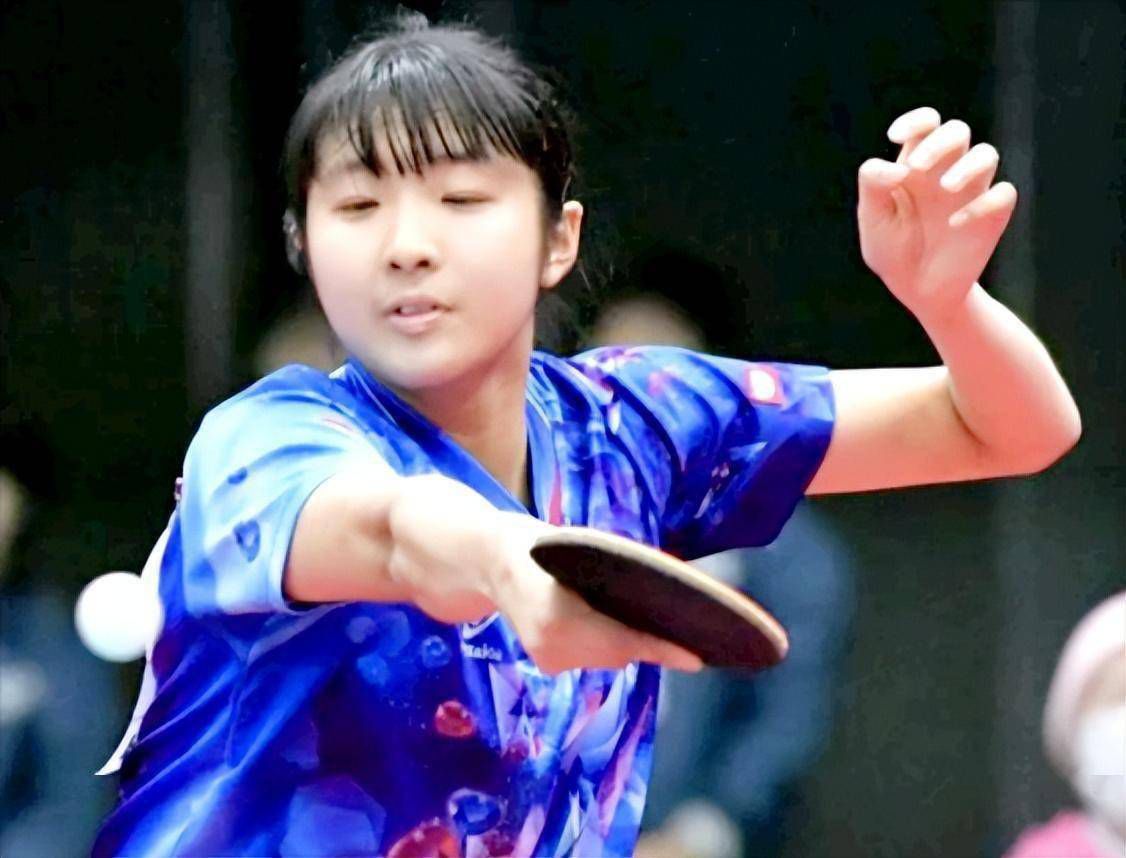 但他们独特、欢乐的关系没能永存：老夫妇去世，房子被卖给了一对年轻夫妇